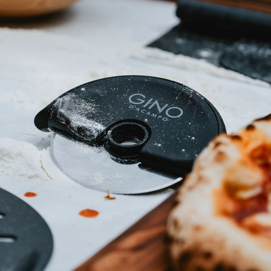Disc Style Pizza Cutter